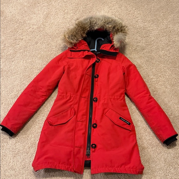 Canada Goose❤️Logo Hooded Down Coat - Picture 7 of 11